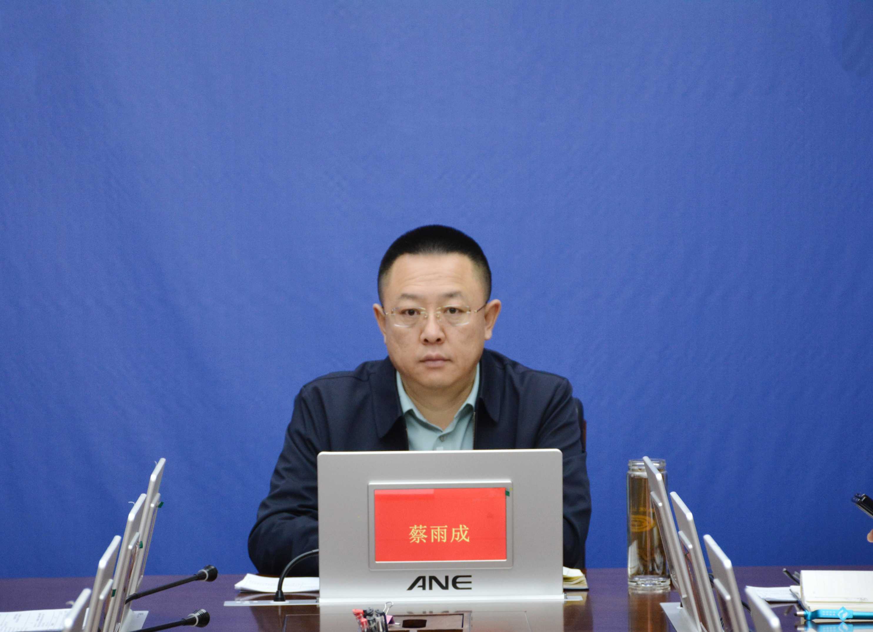 市统计局召开党组会议传达学习习近平总书记近期重要讲话精神