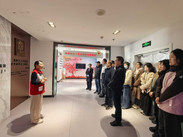 沉浸式学安全 强本领守底线 ——市统计局开展生命安全体...